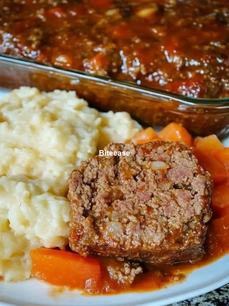Meatloaf with Tomato Beef Sauce – A Juicy Family Favorite with Rich Homemade Flavor