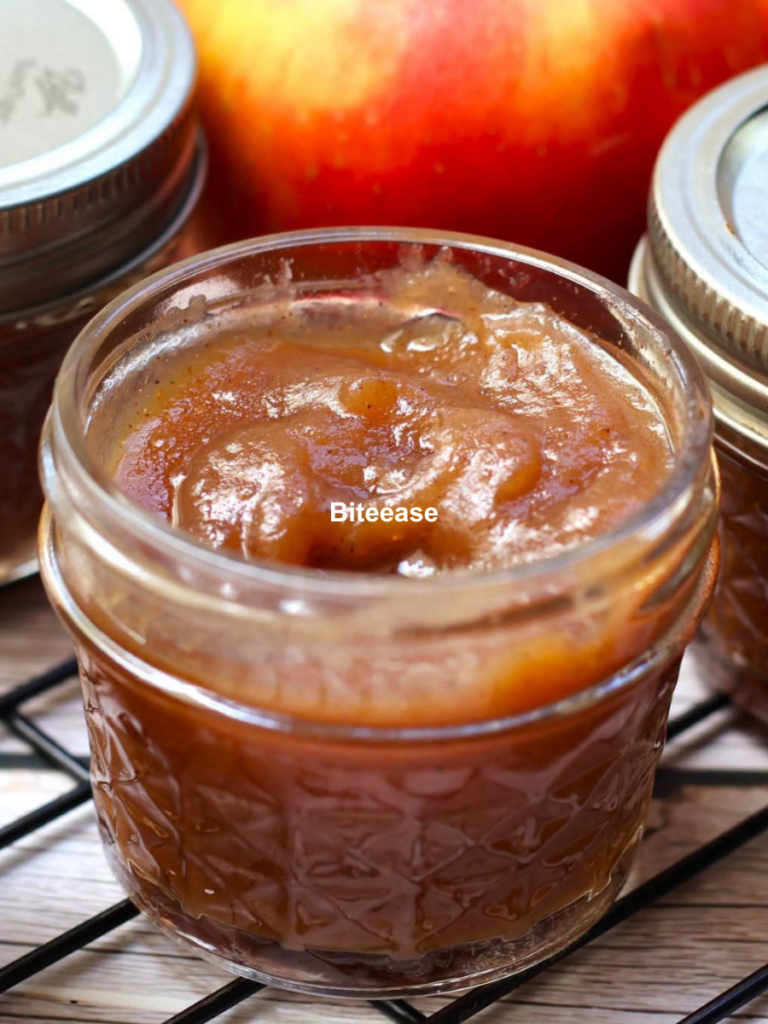 Apple Butter for the Slow Cooker – Rich, Smooth, Homemade Apple Butter